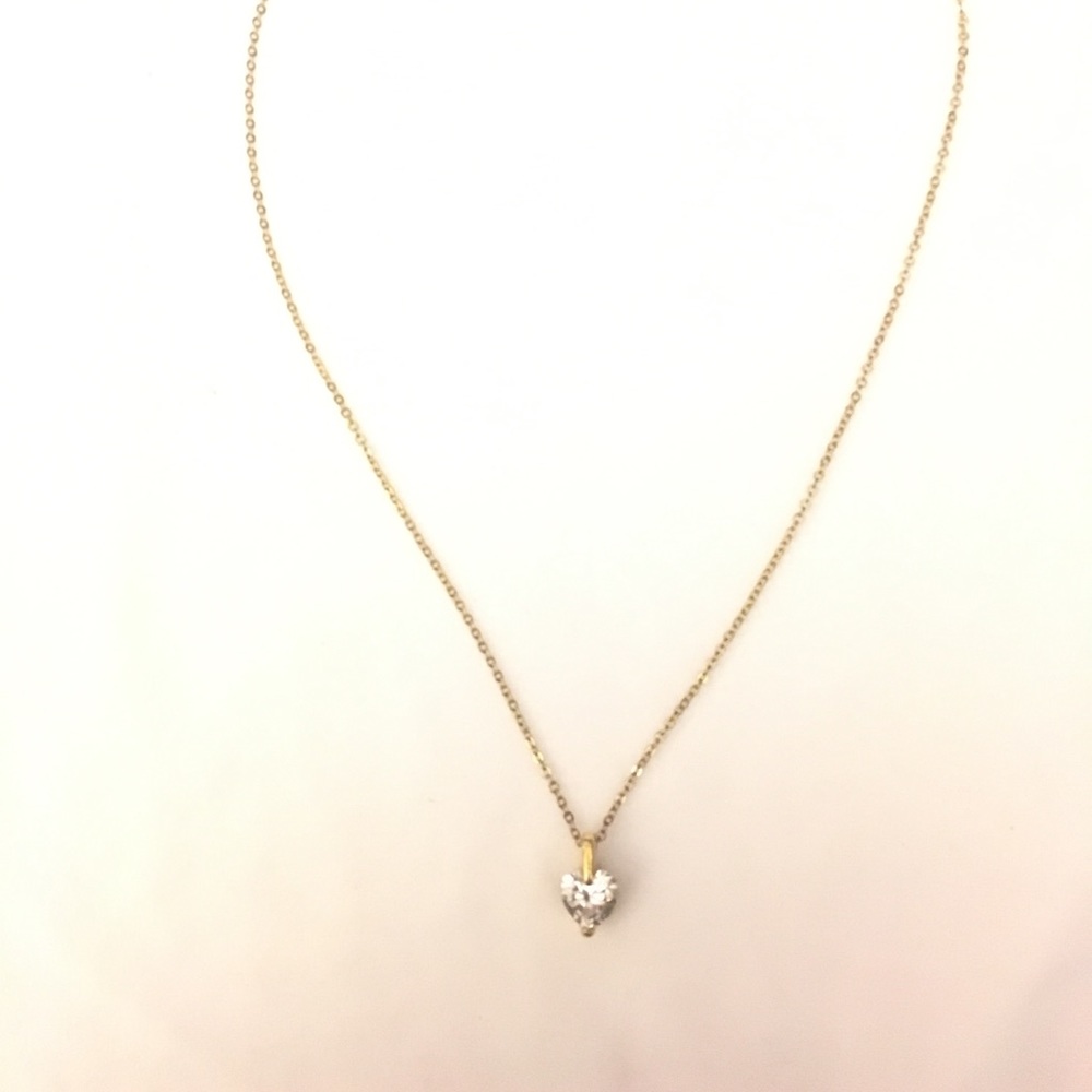 Simple gold heart necklace